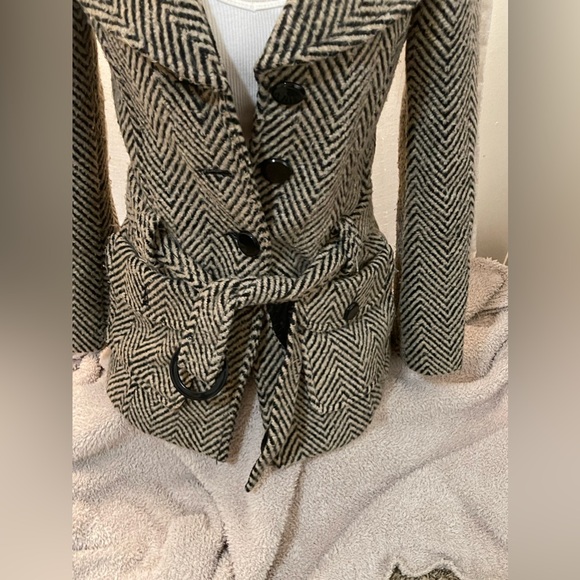 petticoat jacket - Picture 3 of 6